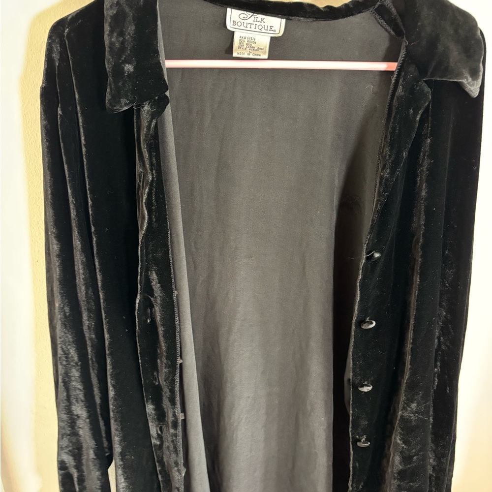 Chic Black Velvet Longline Cardigan